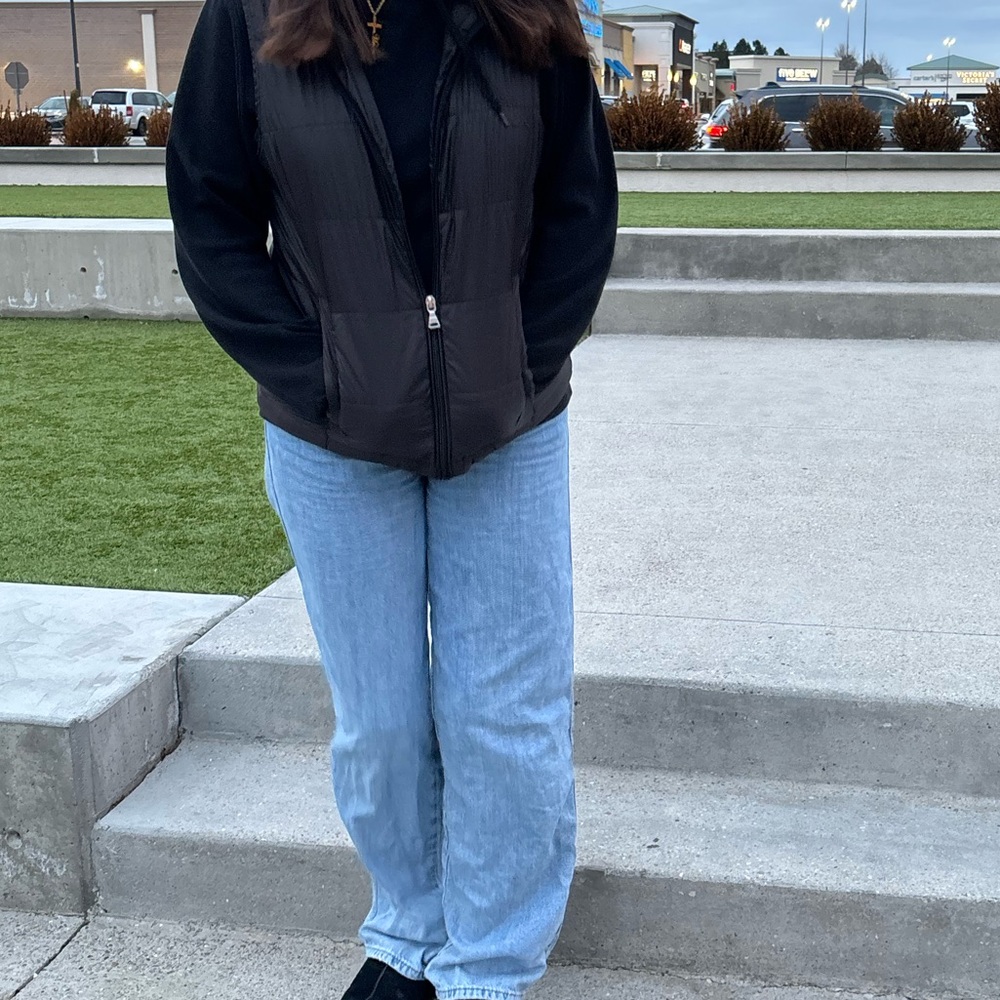 Light wash jeans